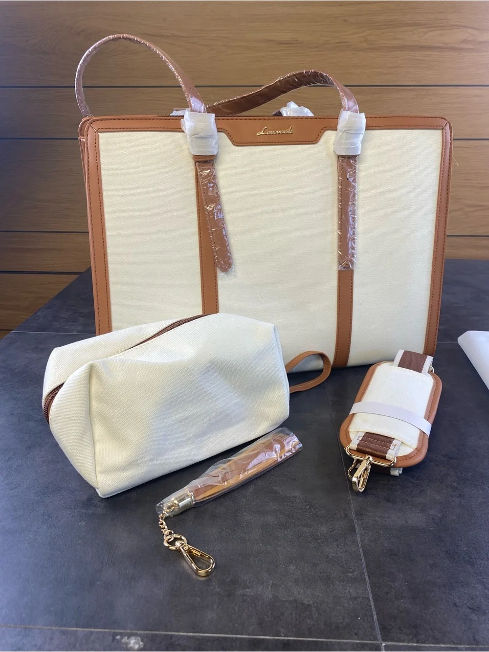 Lovevook Cream Canvas Laptop Tote with Tan Leather Trim and Accessories-NWT